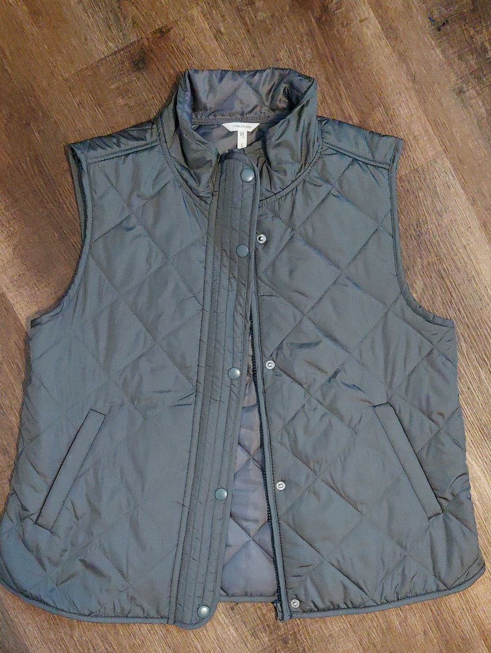Maurices Quilted Sleeveless Vest in Gray